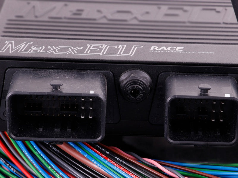 MaxxECU RACE PREMIUM (ECU, harnesses, accessories and LSU)